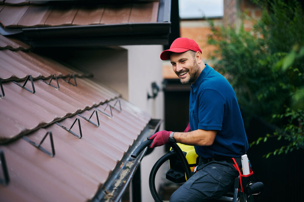 How to Prevent Clogged Gutters in Anderson SC | Professional gutter cleaning to prevent clogged gutters