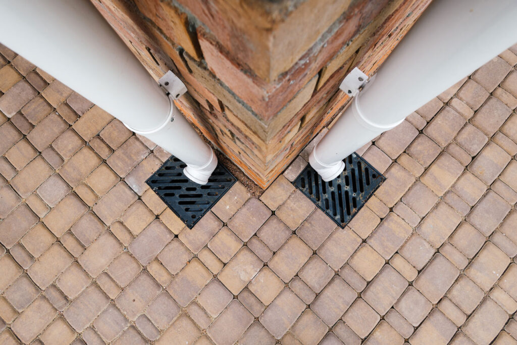 downspout installation Anderson SC for residential homes