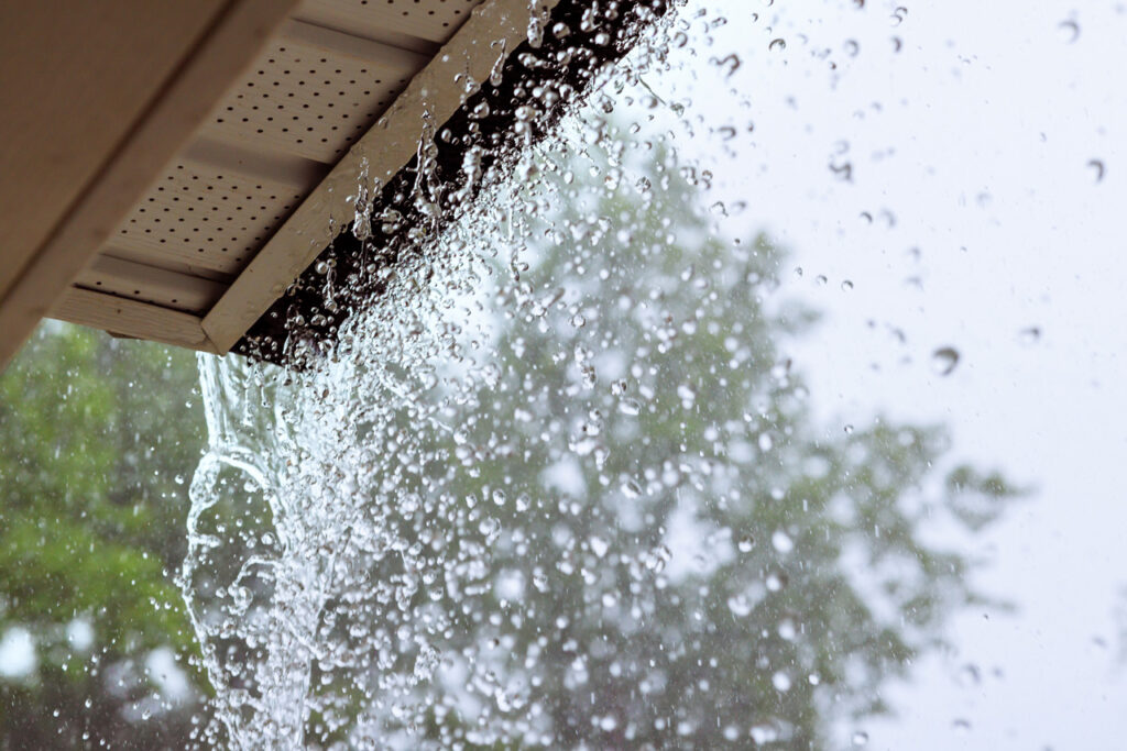 Rain Gutter Installation Anderson SC Homeowners Trust 2 gutter maintenance Anderson SC clogged gutters causing water overflow